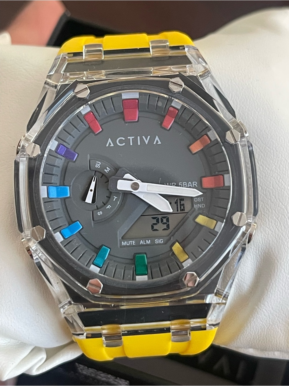 Activa Kaleido X
Invicta Men's Digital Watch - 44.2mm, Yellow (ACW2100-002) - Picture 3 of 12